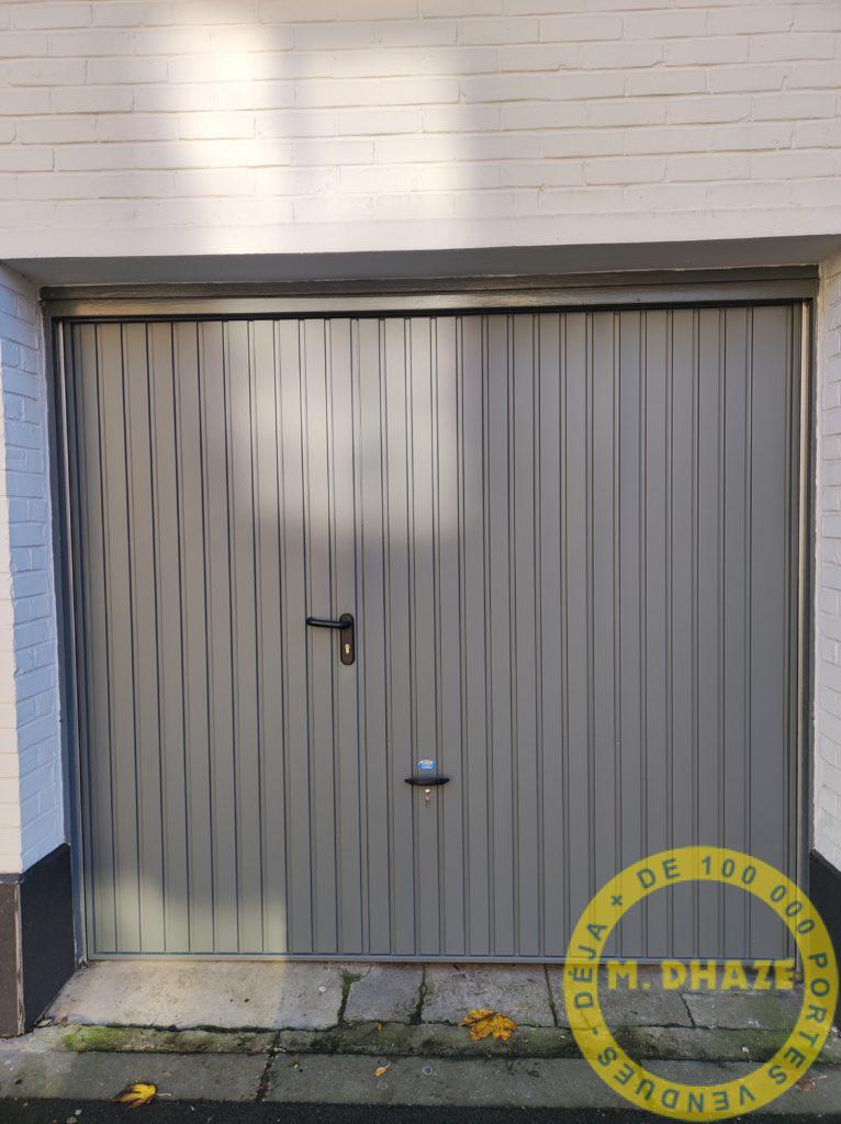 Installation de porte de garage basculante et portillon à Lomme (59)