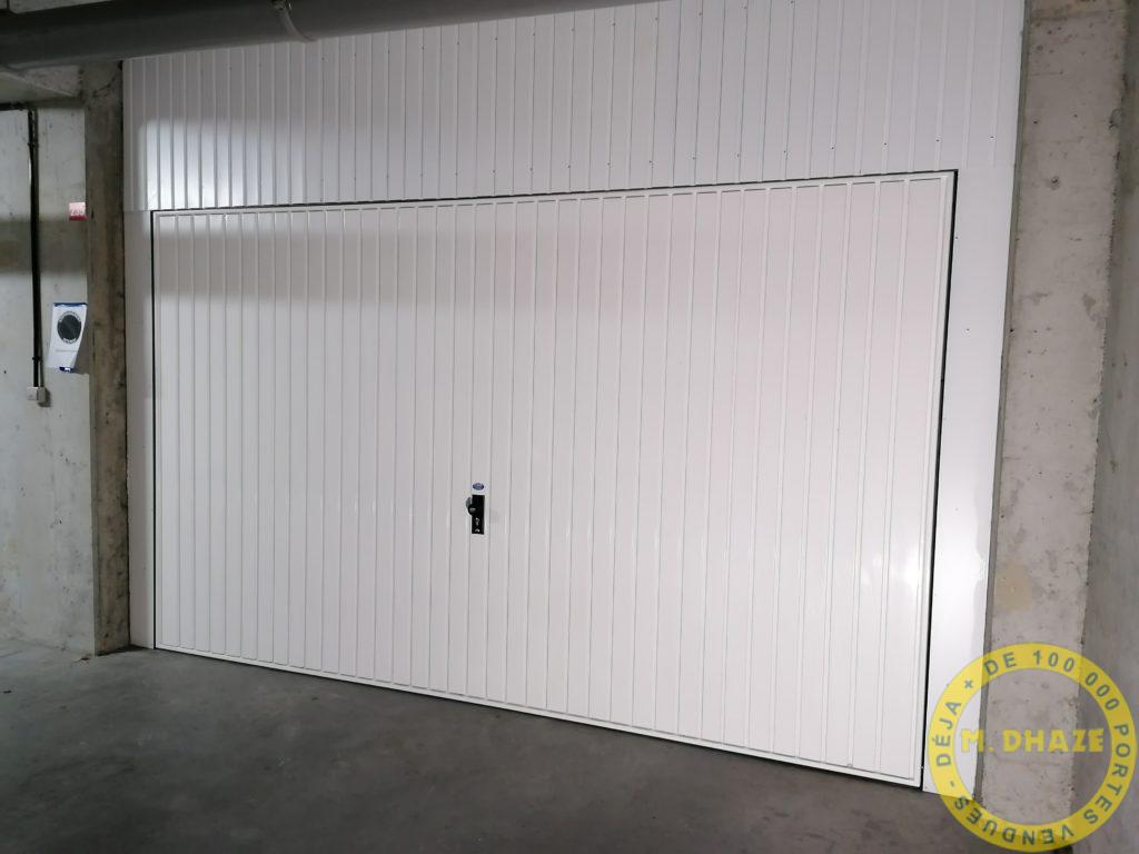 Installation porte de garage battante à Roncq (Nord)