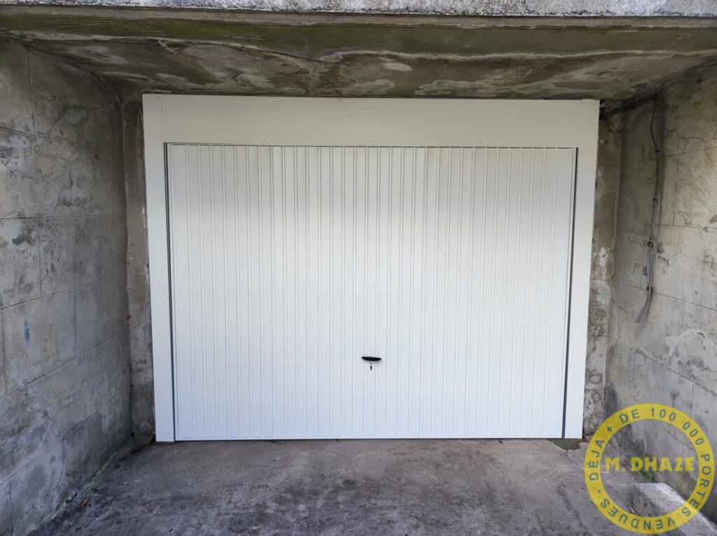 Installation porte basclante de gaarage à Tourcoing (Nord)