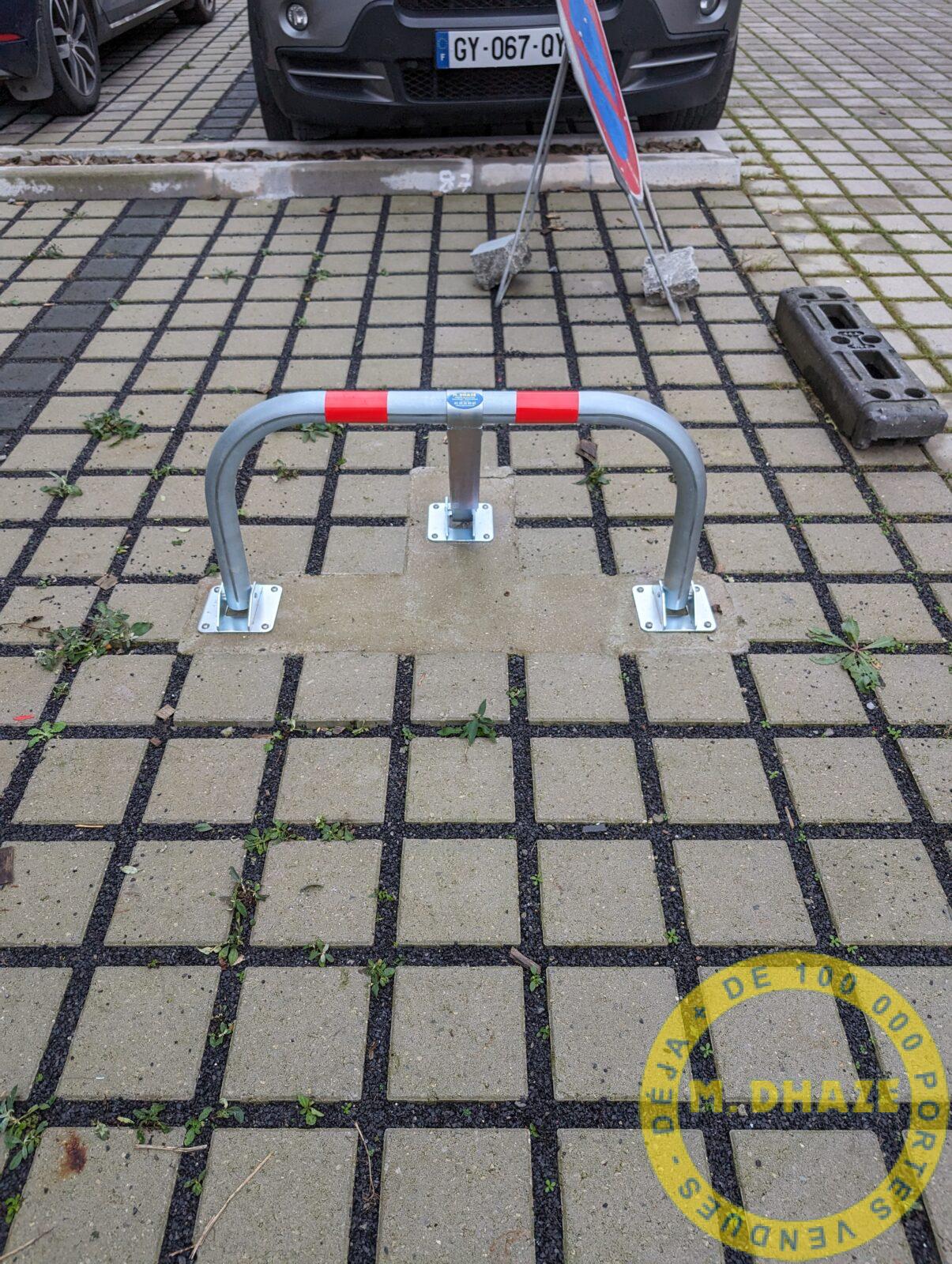 Arceau de parking à Tourcoing (nord)