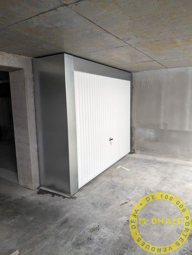 Porte basculante Novoferm ossature précadrée métallique Mons en Baroeul