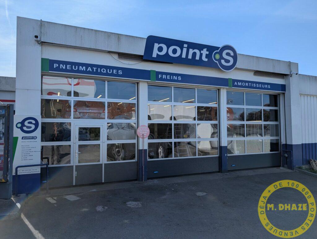 Fabricant installateur de portes industrielles vitrées sur mesure à Tourcoing (59)